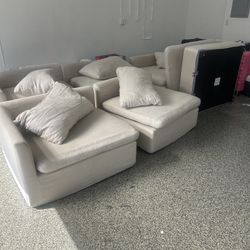 6-Piece Modular Couch Set – Washable Covers – Excellent Condition Underneath 