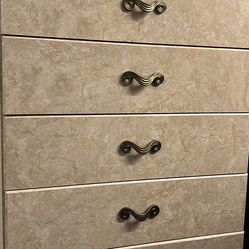 30”wx15”dx43”h good conditioner, dresser