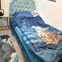 Twin Bed 
