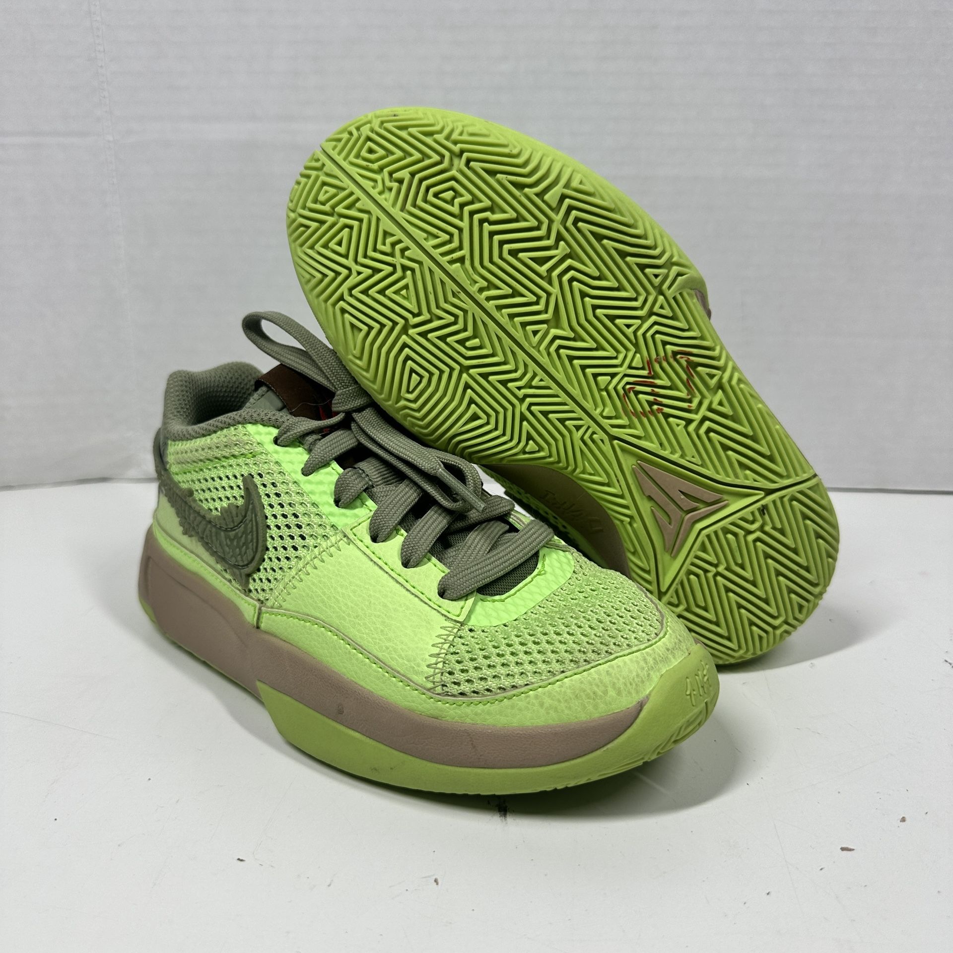 Nike Youth Shoes JA MORANT Zombie Halloween Lime Blast FV6097-300 Size 1 Y