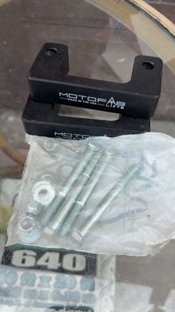 1.5 inch leveling kit Tahoe \ Suburban RWD