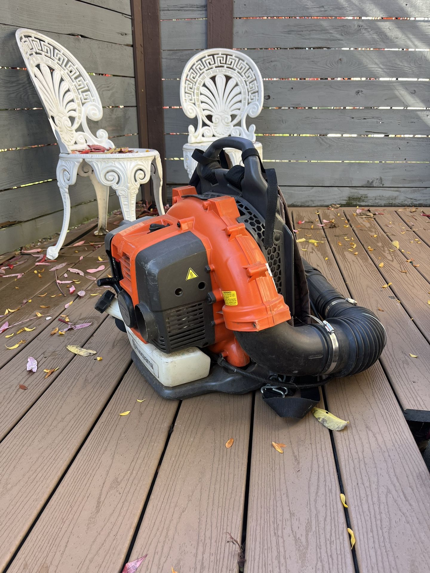 Leaf Blower