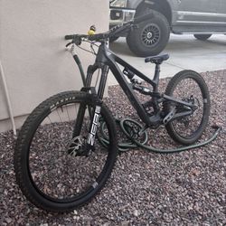 Yt Capra 2024 core 4 carbon full suspension mtb