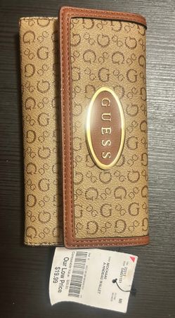 Guess wallet & Makeup Travel Bag