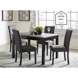 New Arrival 🚨 The HOME Place Big Sale!! Brand NEW DINING Set, Table With 4 Chairs Ready For Delivery 🚛