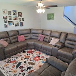 OM• $38 Initial • Brand New Ravenel Reclining Sectional 
