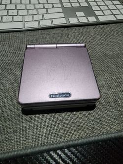 Nintendo Game Boy Advance SP – Light Pink – AGS-001