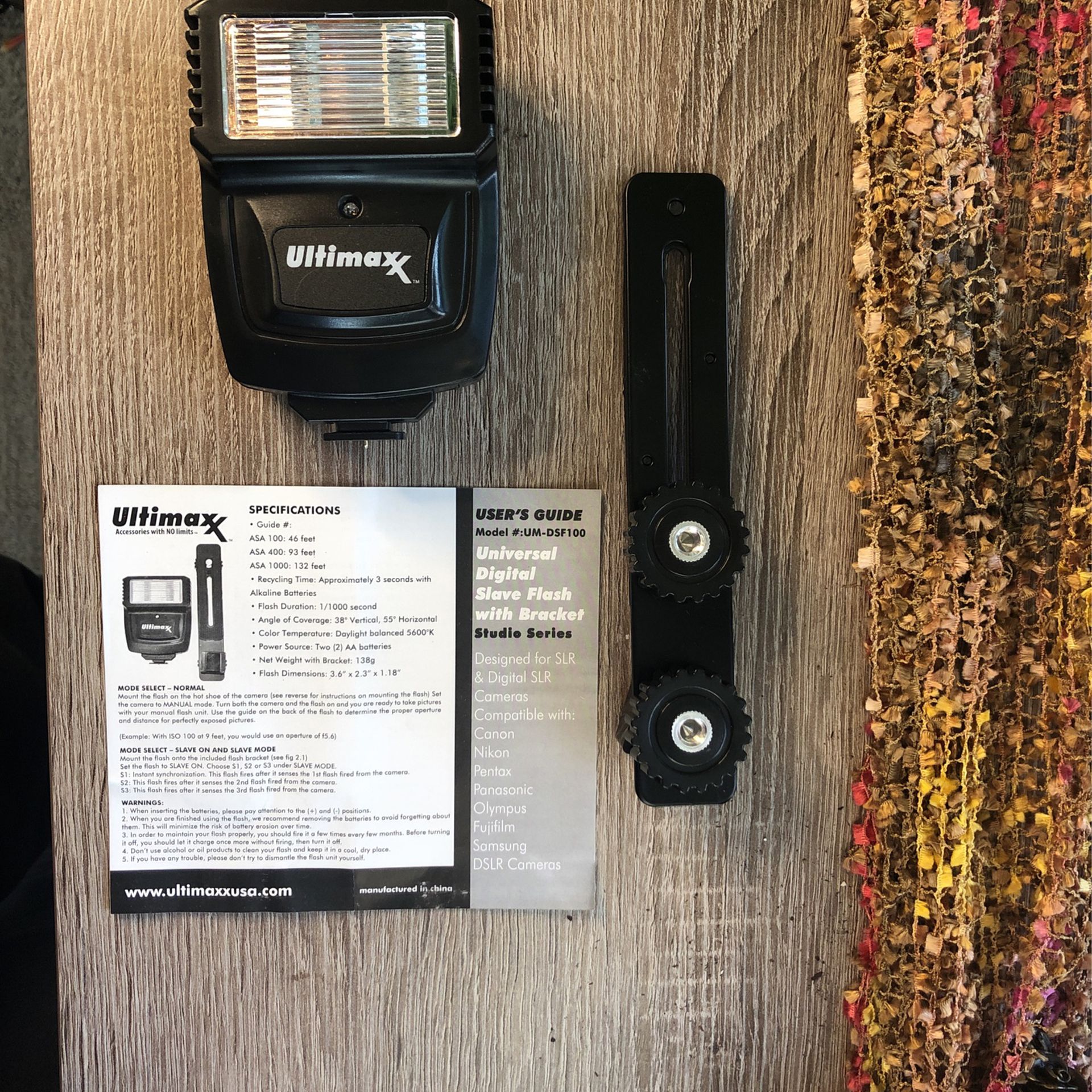 Universal Flash For Cameras
