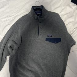 Patagonia Men’s Synchilla Large Grey 