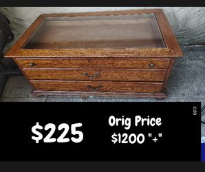 Lexington Bob Timberlake American Cabin Oak Display...

Shadow Box & Coffee Table
