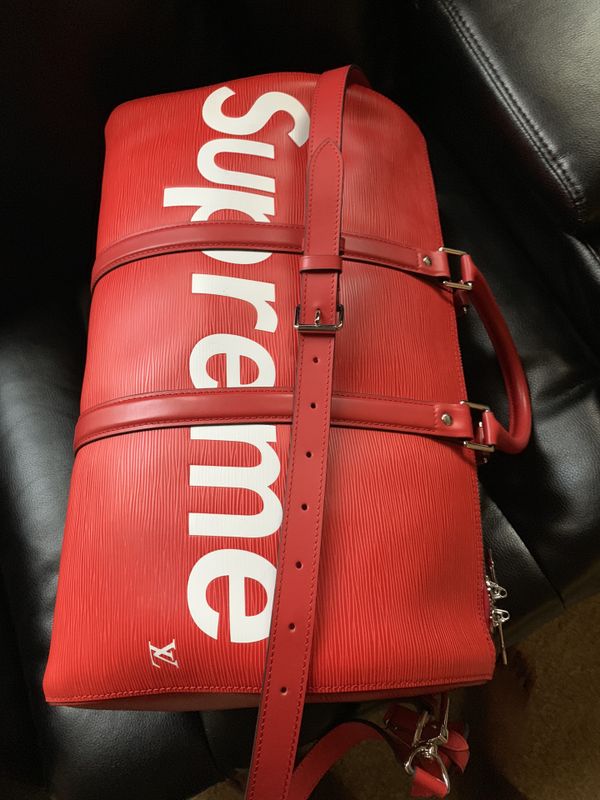 supreme lv duffle