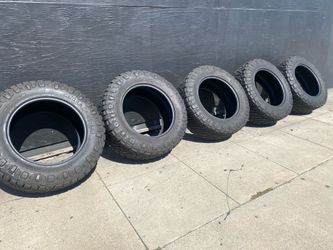 4-35x12.50x20 NITTO Ridge Grappler RT, good condition, 4 tires are 75%, sell all 4 $600.00 carry out