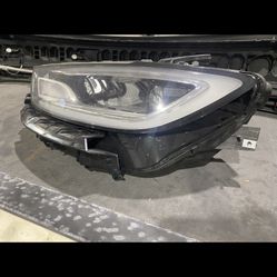 2022 Chrysler Pacifica Left Headlamp