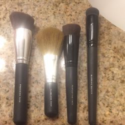 Bare minerals brushes