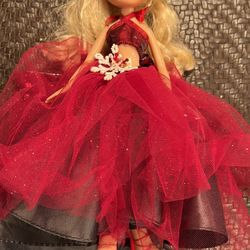 RARE Bratz Winter Ball Beauty Chloe Exclusive 