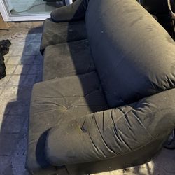 Couch Black 