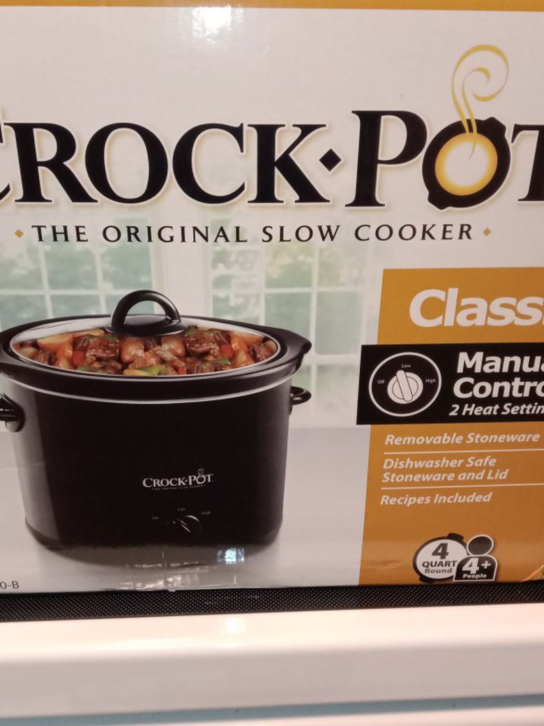 Crockpot Slow Cooker 4 qt Round New In Box $10