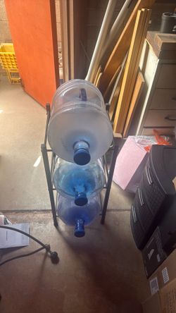 5 gallon jugs and stand