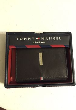 New Tommy Hilfiger wallet