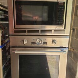 Thermador Wall Oven And Microwave 