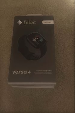 Fitbit Versa 4
