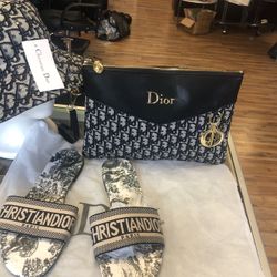 Set Of Bucket Hat Sandal And  Cloche 