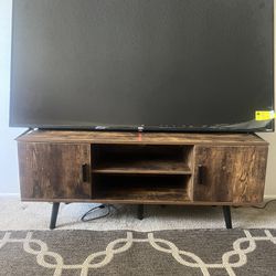 Wood Finish Tv Stand 