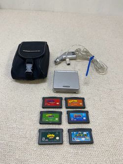Nintendo Gameboy Advance W/ Games, Case & Charger