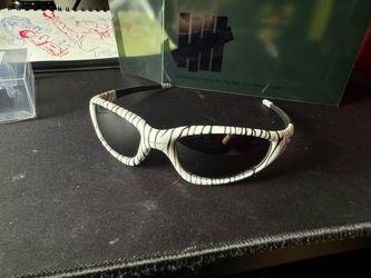 Undefeated x Oakley