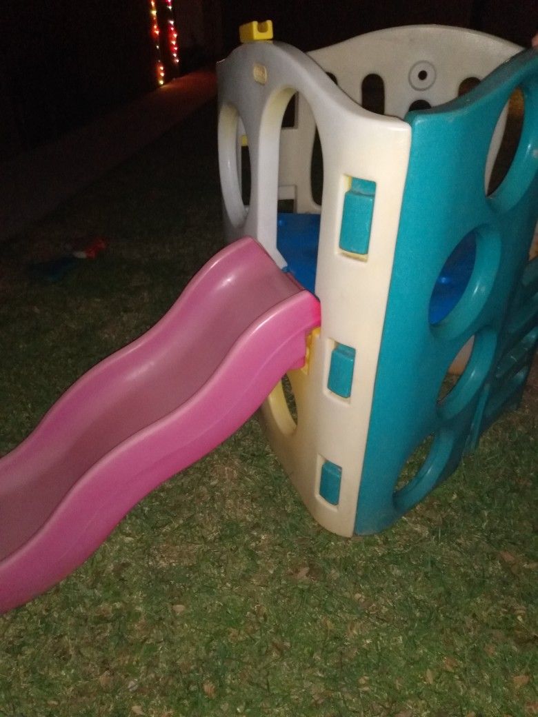 Little Tikes Play Gym Climbing Slide