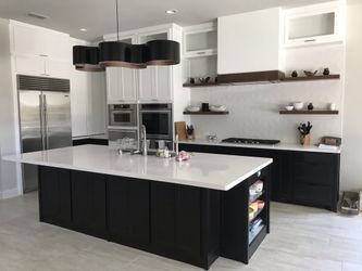 Gabinetes Y Puertas A Sus Órdenes 