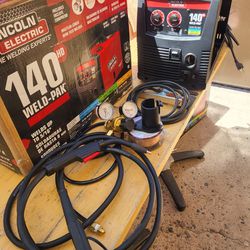 LINCON ELECTRIC WELDER 140HD NEW CONDITIONS 