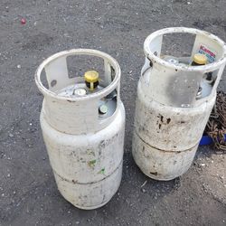 Full Forklift Propane Tanks