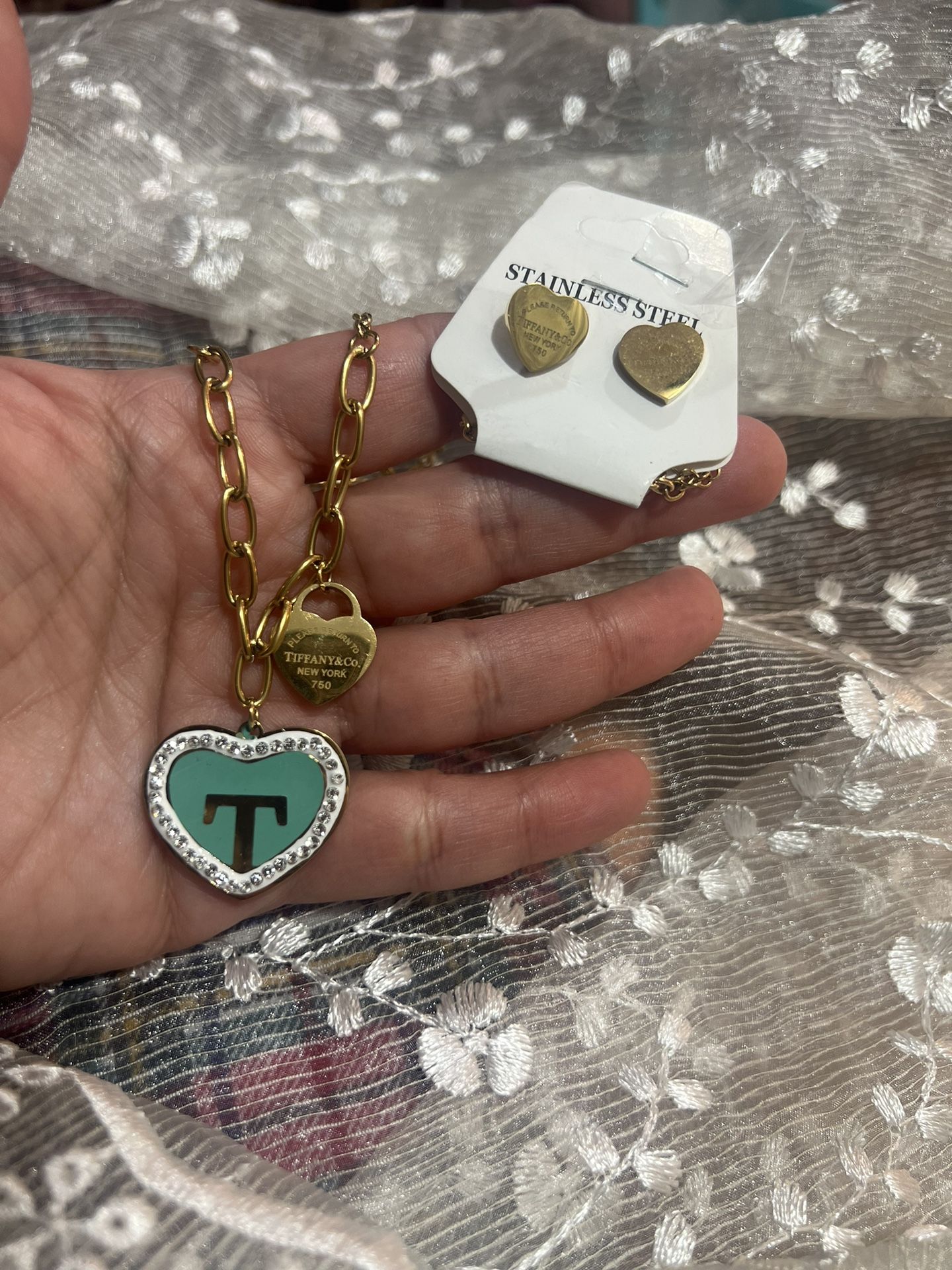 💌Amazing Necklace And Earrings Great Gift For Valentines 💌 