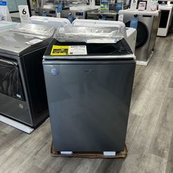 Whirlpool - Brand New In Box 5.2 Cu Ft Top Load Washer With Removable Agitator 😻