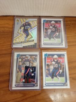Rhamondre Stevenson Rookie Card Lot (4)
