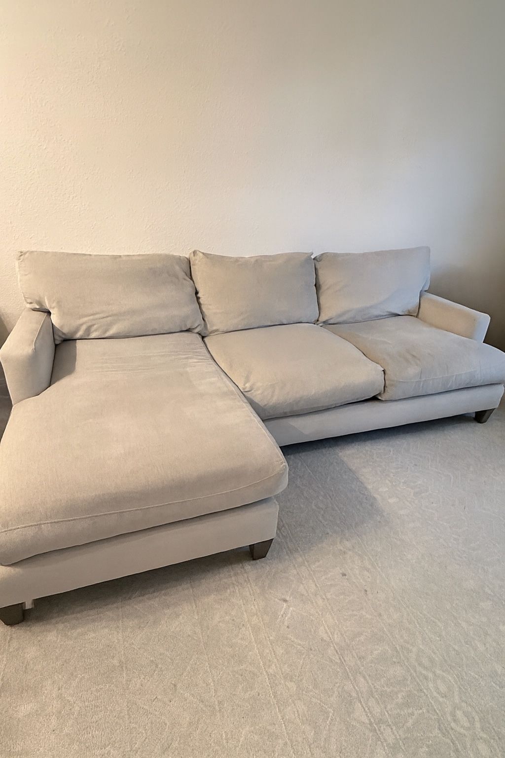 Bernhardt Mila Sofa With Chaise