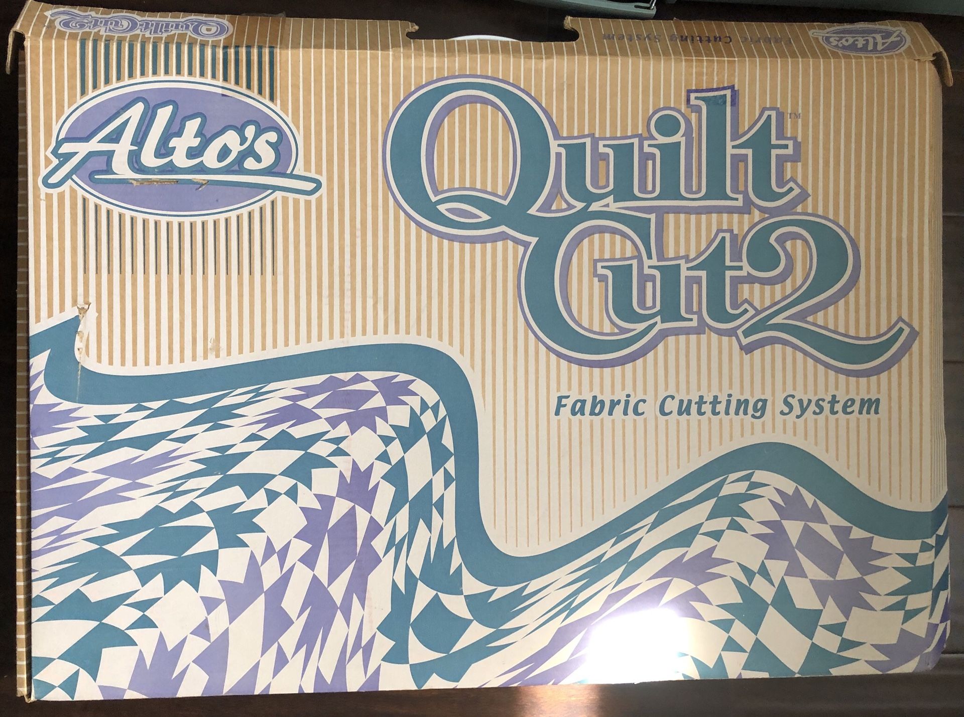 Alto’s Quilt Cut 2 fabric cutting system New in Box