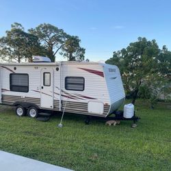 RV 