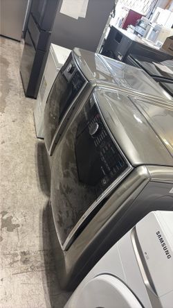 Lg Frontload washer and dryer set