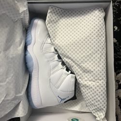Jordan Retro 11 “Legend Blue” DS Size 9.5