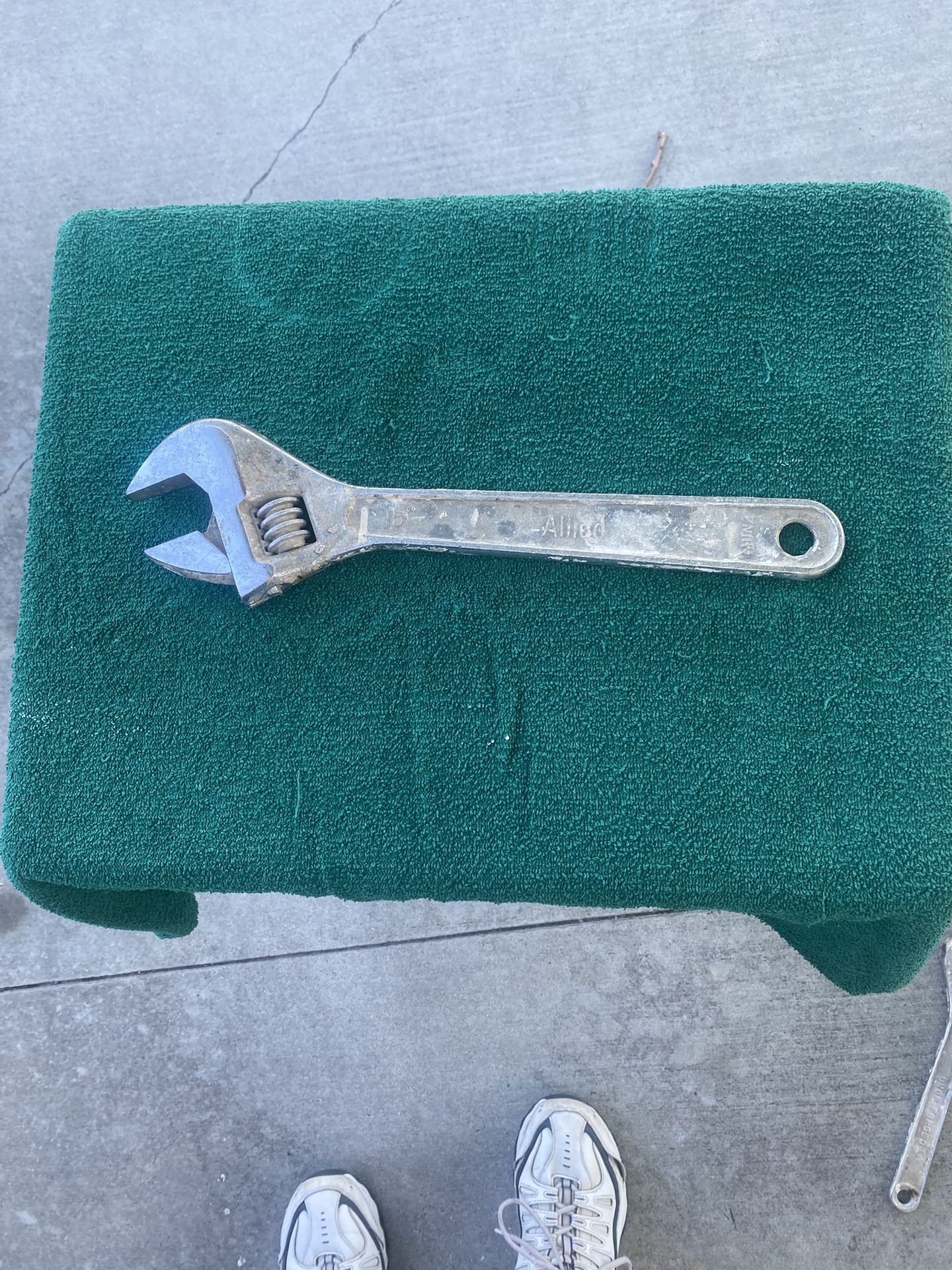 Crescent wrench, 15 inch