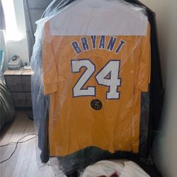 Kobe Bryant T Shirt Tribute 