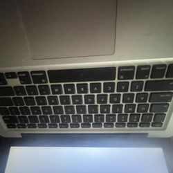 MacBook Pro Works Can Send More Pics