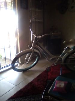 26 Inch Woman Beach Cruiser 