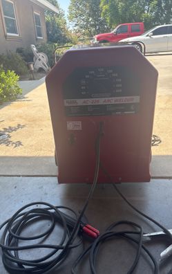 Lincoln AC 225 Welder