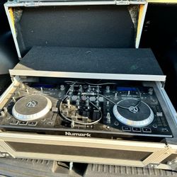 Numark 4 Channels Mixer