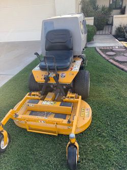 2018 Walker S18 Stand-On Mower – 42” Deck – 234 Hours
