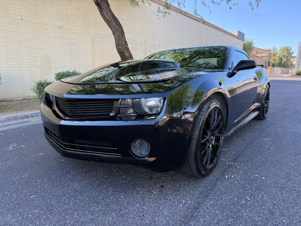 2011 CHEVY CAMARO LS, MANUAL TRANSMISSION, LOW MILES, NEW CLUTCH, NEW TIRES, CLEAN AUTO-CHECK, COLD AC, FINANCE AVAILABLE 🚘