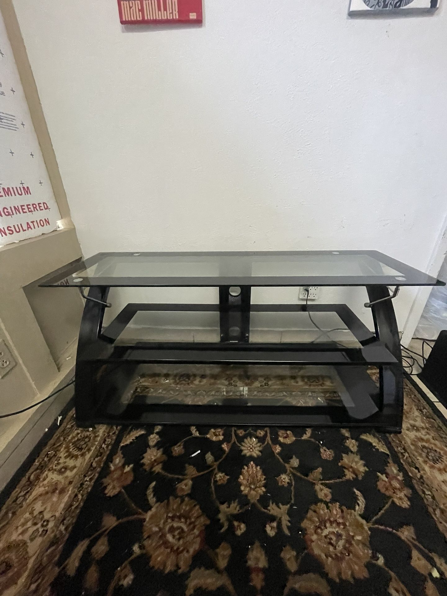 TV Stand (glass )